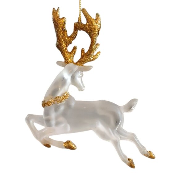 Frosted Reindeer with Gold Glitter Antlers & Hooves - Picture 4 of 5